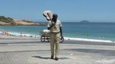 Tom escultura 2