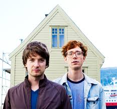 Kings of convenience con casa