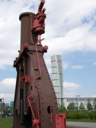 Pieza hierro y torre