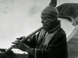 indio-quena-blanco-y-negro