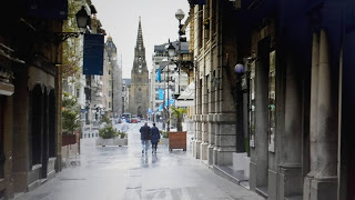 CAlle mayor con catedral