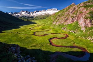 VAlle , río y montaña